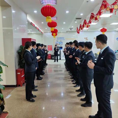 建行喀什分行图木舒克支行  新春服务暖人心 图木舒克支行与您常相伴