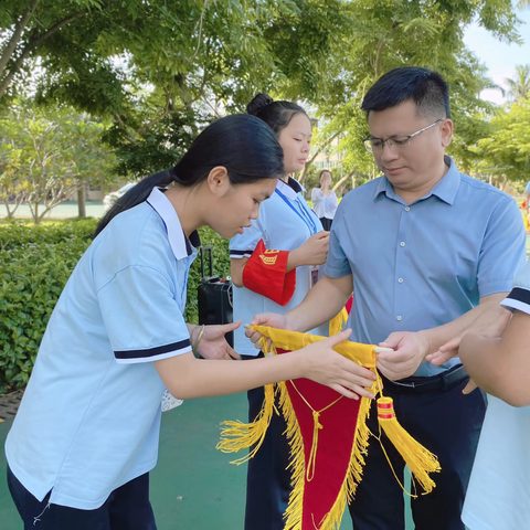 海南职业外语旅游学校桂林洋校区——5月份文明班级文明宿舍颁奖仪式