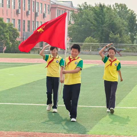 【全环境立德树人】牢记党的教导 争做强国少年——2025年少先队入队仪式