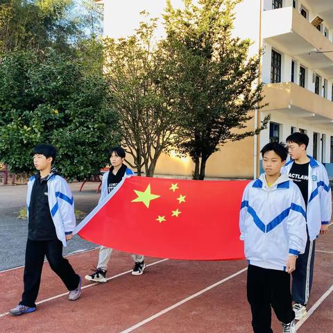 【乘亚运之风，铸健康体魄】——龙田镇七里山中学第三届趣味运动会