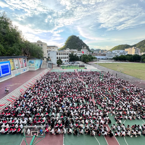 法制护航，健康成长——广南县第三中学校开展法制进校园、预防性侵害、青春期女生心理健康系列法制教育活动