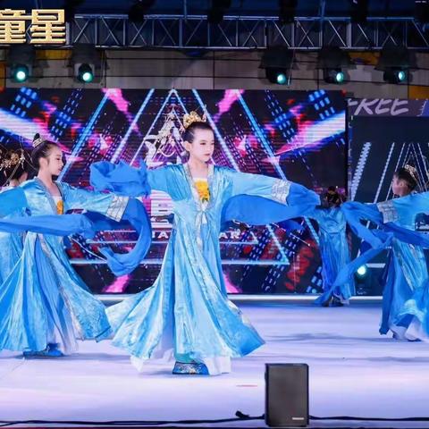 快乐童年   你我相伴