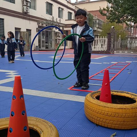 蓓蕾幼儿园大七班11月份第一周精彩回顾