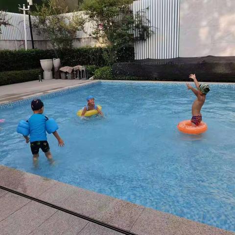 徐芯煜的暑假生活