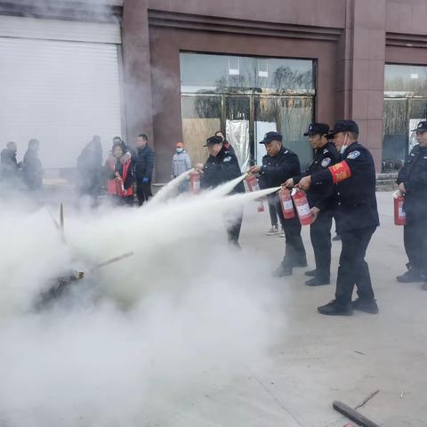消防演练于行 安全守护于心——西南城社区联合中鑫物业开展消防演练活动