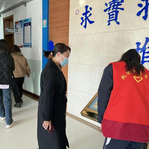 托克托县高级职业中学开展“我为群众办实事”志愿服务活动