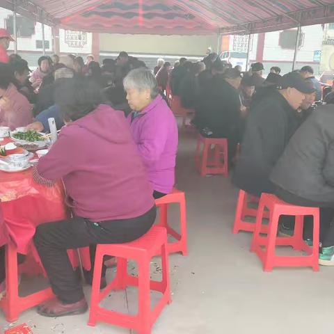 九九话重阳，邻里续温情——寨子村老年人聚餐活动