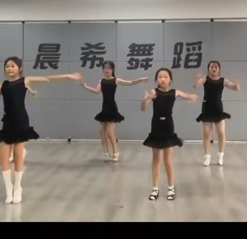 四（3）班刘梓颜的暑假生活