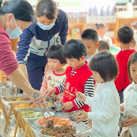 “春日春食•幼儿自助餐”——海口市滨海中心幼儿园分园自助餐活动