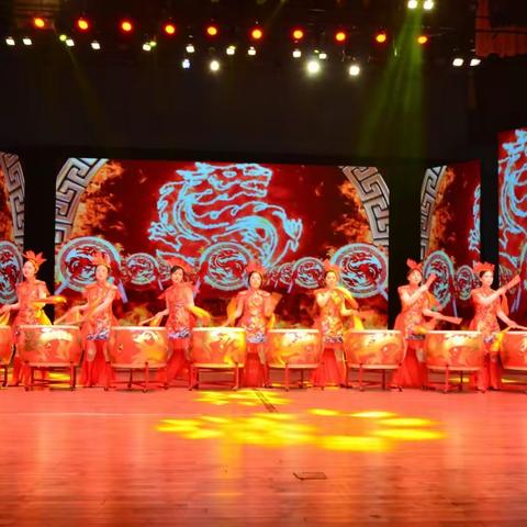 武安市磁山二街举办2024年迎新春团拜会 村民汇演乡村振兴乐章