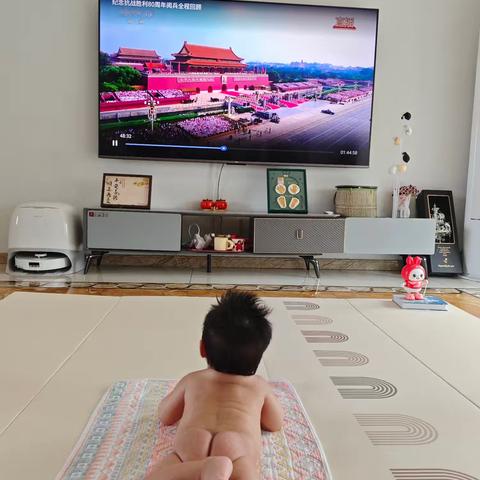 小小的背影🇨🇳🇨🇳大大的情怀