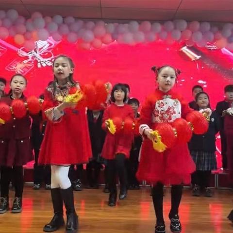【实小•德育】金蛇纳福庆元旦 师生歌舞迎新年——西安市高陵区第一实验小学2025年庆元旦社团成果展示暨表彰活动纪实