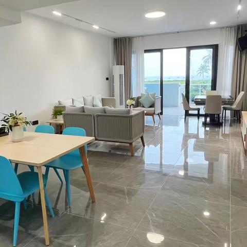 一线海景别墅，海陵岛敏捷海景4房7床别墅-免费KTV 烧烤炉 电动麻将 自助厨房 8人天际泳池