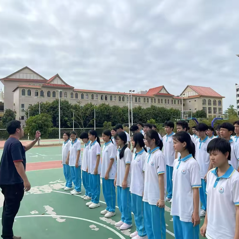 核心素养下中考体育项目课堂训练的策略研究成果推广应用活动之篮球——行进间三步上篮