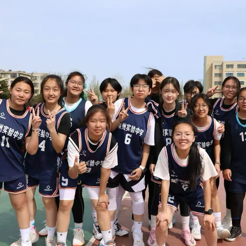 追“球”梦想，青春飞扬—2025年莱州市校园篮球联赛实验中学赛场