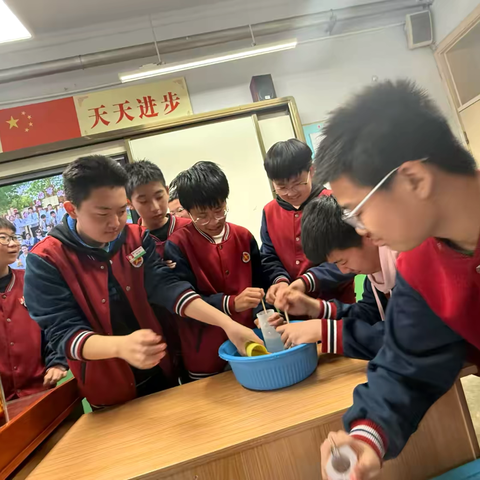 当活塞式抽水机遇上少年创造力——记一次跨学科实践的惊喜之旅