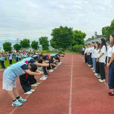 以教育家精神铸魂强师  谱写教育强国建设华章