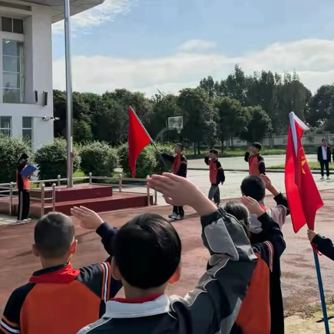 强国复兴有我 争当新时代好少年