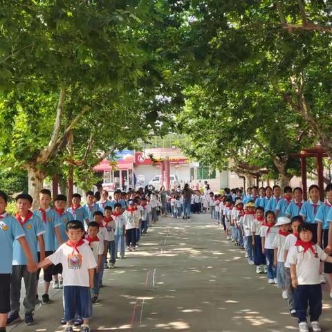 “我要上小学啦！”——颜集中心小学携手颜集中心幼儿园开展小幼衔接系列活动