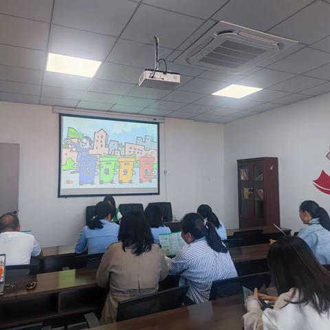 河洲街道龙泉社区开展对锦绣江南小区居民的垃圾分类知识科普宣传活动
