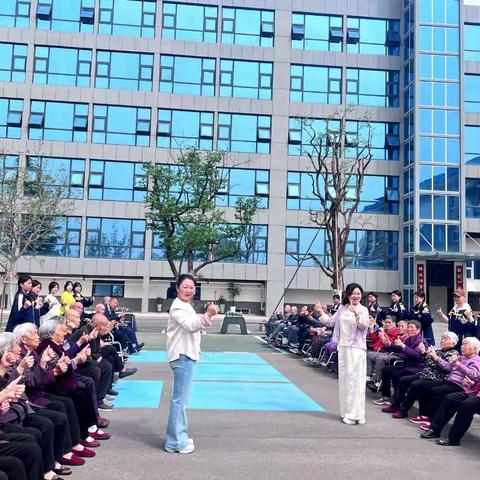 校企联动 · 青春赋能--灵宝中专将舞蹈课堂带进华康养老（二）