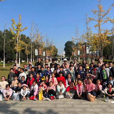 “爱家乡 爱沙洋”—汉上实验学校三年级7班秋游主题活动