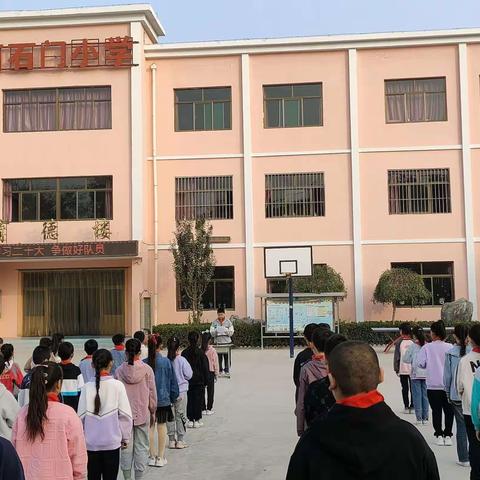 学雷锋树新风 ——西石门小学学雷锋少先队活动简报