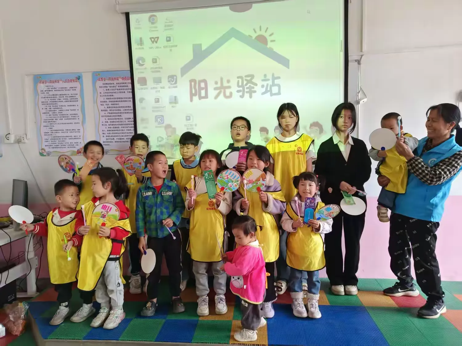 简篇-泰和县冠朝镇坎头村阳光驿站“诗韵春天 声动驿站”主题活动