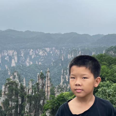 张洲源的暑假生活