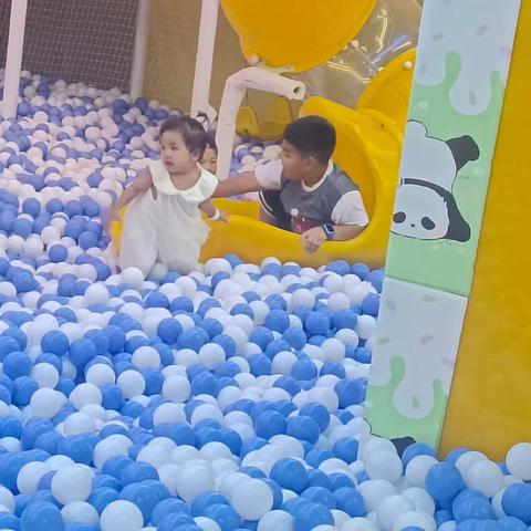 多彩假期，快乐瞬间