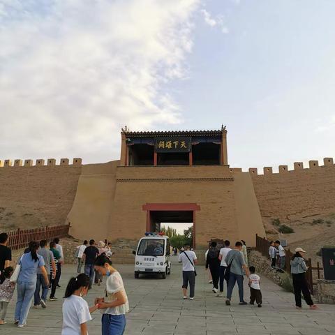 嘉峪关关城灯光秀