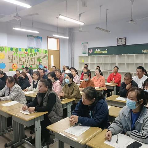 【梁才中心学校德育处】家校共育，静待花开——梁才中心学校一年级三班十月活动总结