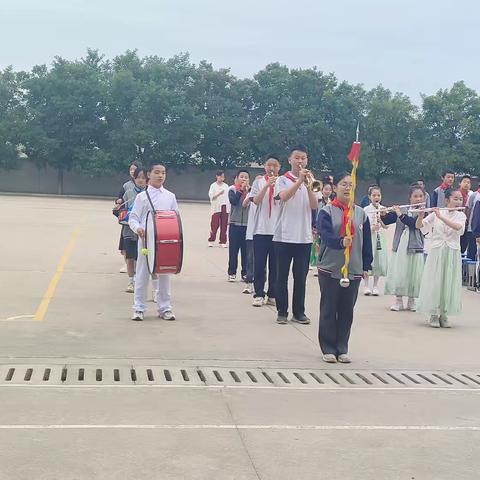 “红领巾爱祖国” ——白水煤矿中学少先队入队仪式