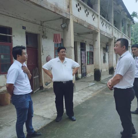 贾鹏同志到民间投资项目现场调研