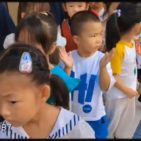 “爱上幼儿园，快乐每一天”————下朱幼儿园中三班一日生活