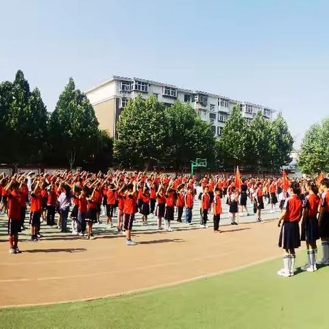 红领巾飘扬 童心永向党一一中华南大街小学一年级入队活动