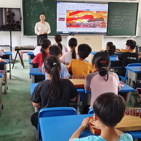 随风潜入夜 润物细无声 ——记广东石油化工学院美育浸润团队帮扶茂南区羊角镇竹营小学