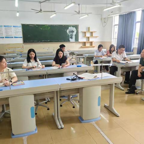 海口市第一中学南海学校初一年级数学备课组第13周备课组会议