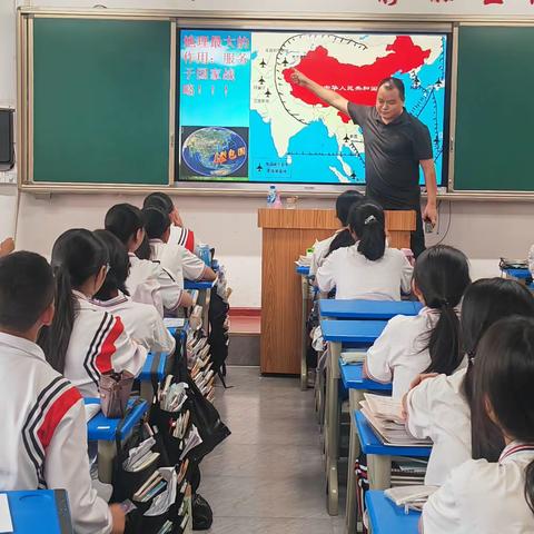 21班开启“气象之旅”