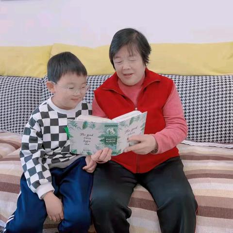 重阳忆旧： ﻿相册里的时光与亲情