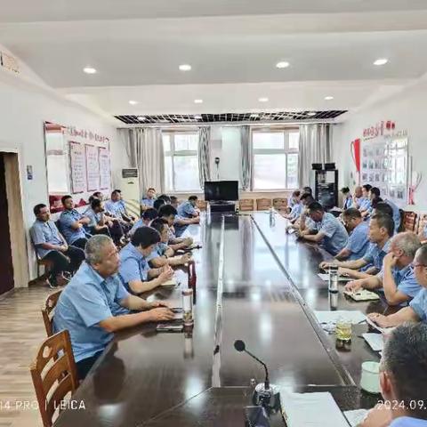 运城线路车间召开九月份安全警示教育会