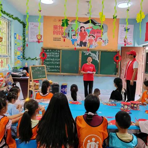 虎山村童伴之家开展“情满中秋 与爱‘童’行”DIY灯笼制作——中秋主题活动