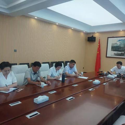 学习落实中央八项规定精神—— 市水利局副局长程飞为河长制管理中心党支部讲党课