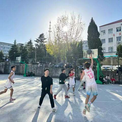 激扬青春志，校运展新姿 ——舞钢冶金高级技工学校秋季运动会