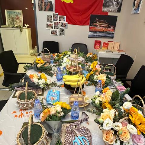 翠微中里支行开展八一建军节活动