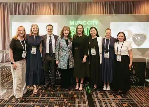 雅诗兰黛于美国知名皮肤科学大会发布 皮肤昼夜节律与表观遗传学研究新突破及临床数据