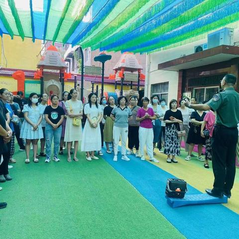 梦梦老师的简篇《与你同心，伴幼同行》