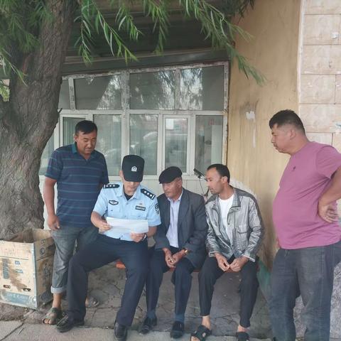 克伯克圩孜派出所辖区开展宣传交通安全知识