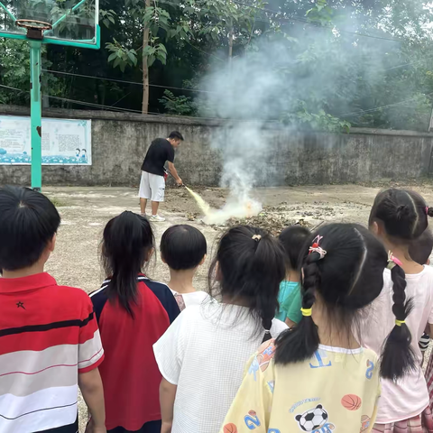 江坪小学消防安全演练