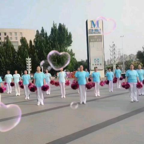 悠悠七十五载 风雨同舟 泱泱七十五载 铸就辉煌 ——我们宏程队为伟大祖国起舞